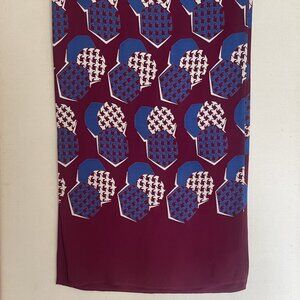 Burgundy Houndstooth like Pattern Vintage Opera Scarf